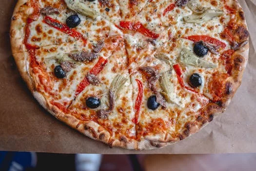 supreme pizza toppings vegetables meat